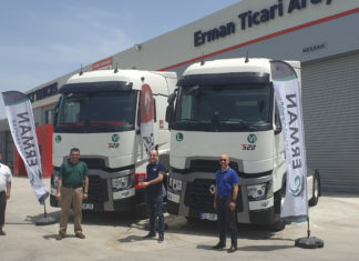 OPTIFUEL CHALLENGE TÜRKİYE BİRİNCİSİ AKTUR, İLK RENAULT TRUCKS ARAÇLARINI TESLİM ALDI