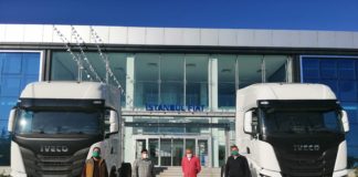 IVECO’dan Metroport’a 2 adet S-WAY çekici teslimatı