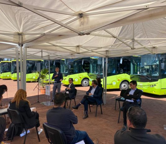 Anadolu Isuzu’dan Hint Okyanusu’ndaki Reunion Adasına 20 Araçlık Teslimat