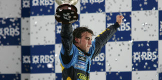 Fernando Alonso yeniden Renault DP World F1 Takımı’nda…