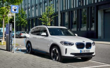 Tamamen Elektrikli Yeni BMW iX3 Showroomlarda Yerini Aldı