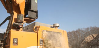 İŞ MAKİNALARI İÇİN ÇIĞIR AÇAN TEKNOLOJİ