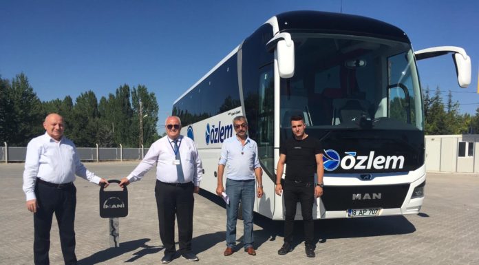 Çankırı’nın güçlü firması ÖZLEM Seyahat , filosunu ‘Yılın Otobüsü’ MAN Lion’s Coach ile güçlendirdi