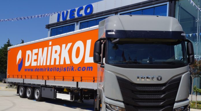 IVECO’dan Demirkol’a 10 adet S-WAY çekici teslimatı