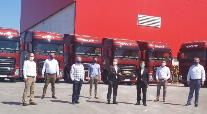 Ford Trucks’tan HYT Tam Lojistik’e 10 adet Ödüllü F-MAX teslimatı