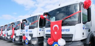 İstanbul Büyükçekmece Belediyesi, Mercedes-Benz kamyonları törenle teslim aldı