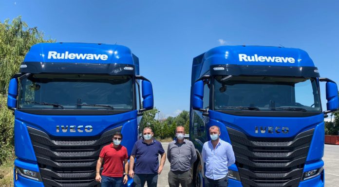 IVECO’dan Murphy’ye 10 adet S-WAY çekici teslimatı