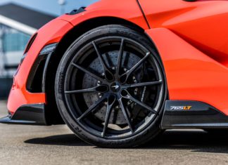 PIRELLI, McLAREN’İN EN HIZLI SUPER SERIES OTOMOBİLİ İÇİN TÜRKİYE’DE ÜRETTİĞİ YENİ P ZERO TROFEO R LASTİKLERİ TANITTI