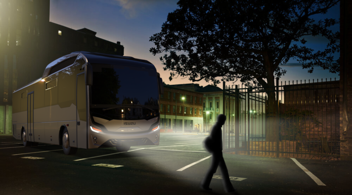 Anadolu Isuzu sürücüler için geliştirdiği “Elektrik Elektronik Sistem Mimarisi”ile sektöre öncülük ediyor.