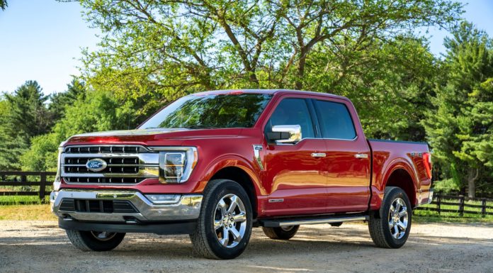 PIRELLI YENİ 2021 FORD F-150 İÇİN ÖZEL OLARAK GELİŞTİRDİĞİ SCORPION ATR LASTİKLERİ TANITTI