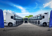 Flay Lojistik’e 15 adet Volvo FH500 Turbo Compound kamyon teslim edildi