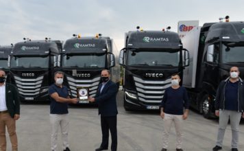 IVECO yetkili satıcısı Üstün İş 10 adet S-WAY çekiciyi Antakya’da teslim etti.