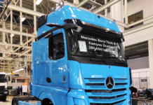 Mercedes-Benz Türk Aksaray Kamyon Fabrikası’nın 285.000’inci kamyonu Actros 1851 LS banttan indi