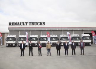 VIP, 20 YILDIR SÜREN TERCİHİNİ 27 ADET RENAULT TRUCKS T480 İLE PEKİŞTİRİYOR