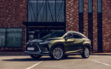 Lexus RX “En İyi Premium Hibrit” Seçildi