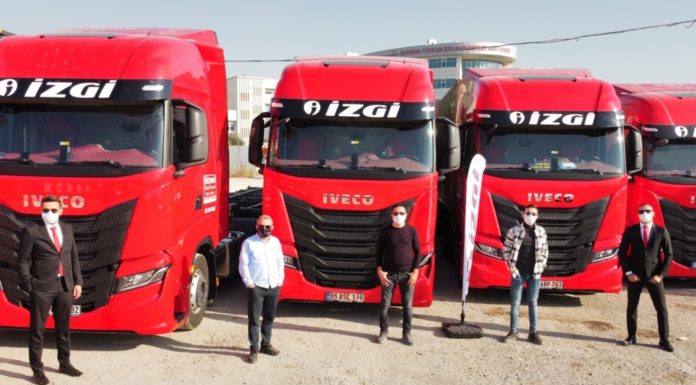 IVECO’dan  İzmir’de S-WAY Çekici Teslimatı