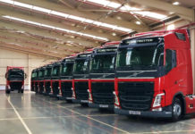 Volvo Trucks’tan Nalçacılar Nakliyat’a  15 adet Volvo FH500 teslimatı