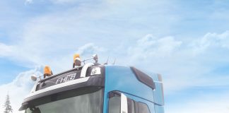 Zafer Kardeşler Uluslararası Ağır Nakliyat, Volvo FH16 8×4 çekiciyi tercih etti