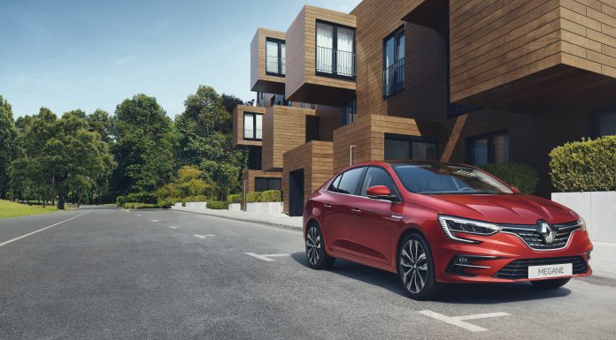 Yeni Renault Megane Sedan şık tasarımıyla prestiji daha ileriye taşıyor
