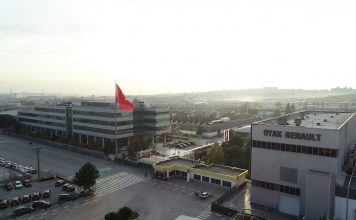 Oyak Renault, pandemi döneminde de üretim ve ihracattaki liderliğini korudu