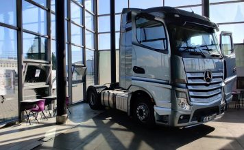 Mercedes-Benz Türk, yeni bütünsel eğitim modeli ile 2020 yılını başarıyla tamamladı ve 2021’de de devam edecek