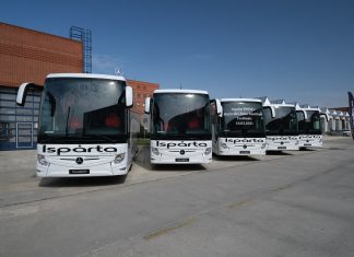 Isparta Petrol Turizm’in 25 adet Mercedes-Benz Tourismo siparişi, son 6 aracın da teslimatı ile tamamlandı