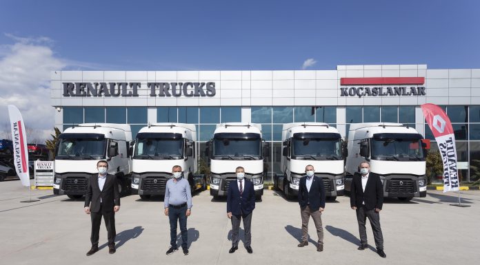 KA TRANS, 40 ADET ÇEKİCİ ALIMI İLE RENAULT TRUCKS AİLESİNE KATILDI