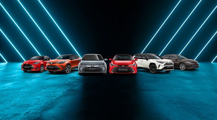 TOYOTA’NIN HİBRİTLERİNE BÜYÜK İLGİ