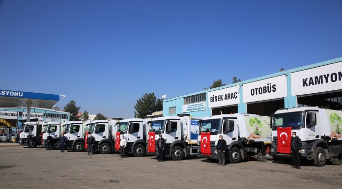 Batman Belediyesi’ne 7 adet Mercedes-Benz Actros 1832L teslimatı gerçekleştirildi