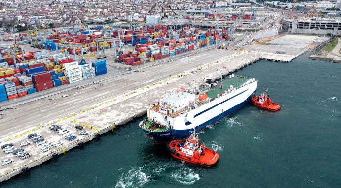OYAK’ın otomotiv odaklı Ro-Ro limanına ilk sefer