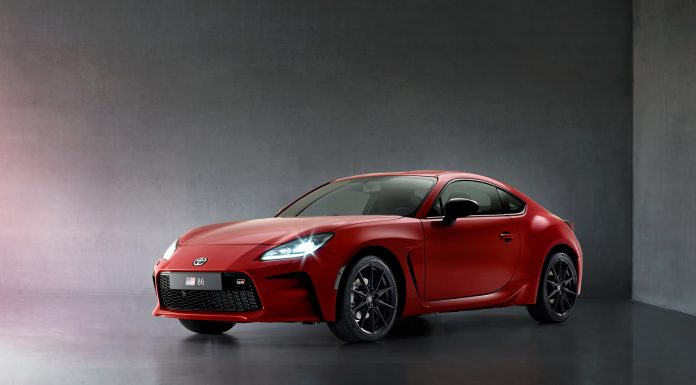 Toyota Spor Otomobili Yeni GR 86’yı Tanıttı