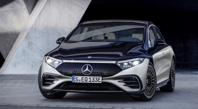 Mercedes-EQ markasının lüks sınıftaki ilk elektrikli otomobili EQS tanıtıldı