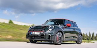 Yeni MINI John Cooper Works Yüksek Performansı Konforlu Sürüşle Birleştiriyor