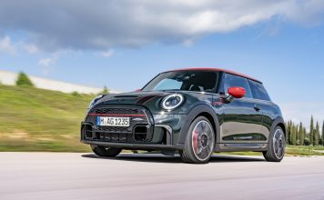 Yeni MINI John Cooper Works Yüksek Performansı Konforlu Sürüşle Birleştiriyor