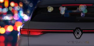 RENAULT TUTKULARINI YENİDEN ŞEKİLLENDİRİYOR