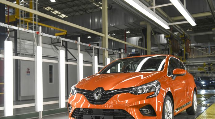 Oyak Renault’dan 4700 konutun elektrik tüketimine eşdeğer enerji tasarrufu projesi