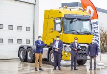 IŞIKLAR, AĞIR YÜKLERİN ALTINDAN RENAULT TRUCKS C SERİSİ İLE KALKIYOR