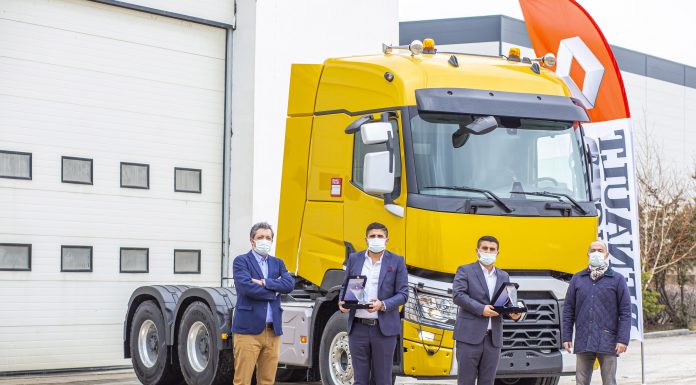 IŞIKLAR, AĞIR YÜKLERİN ALTINDAN RENAULT TRUCKS C SERİSİ İLE KALKIYOR