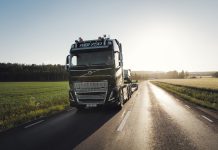 Volvo Trucks,  yüksek verimlilik, konfor ve gücün sembolü yeni Volvo FH16’yı tanıttı