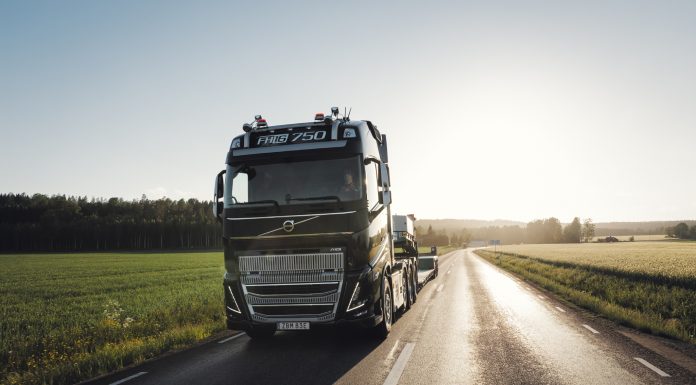 Volvo Trucks, yüksek verimlilik, konfor ve gücün sembolü yeni Volvo FH16’yı tanıttı