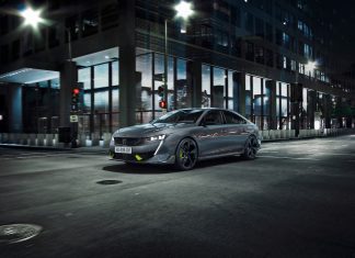 YENİ 508 PEUGEOT SPORT ENGINEERED’IN REKLAM FİLMİNDE ÜNLÜ TENİSÇİ NOVAK DJOKOVIC BOY GÖSTERİYOR!