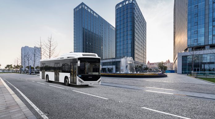 Azerbaycan’dan Otokar’a 50 adet doğalgazlı otobüs siparişi