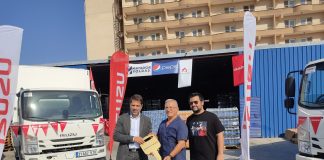 Anadolu Isuzu Matador Yoldaş’a 15 adet NPR model kamyon teslimatı gerçekleştirdi.