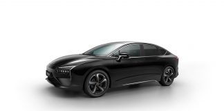 Araç çağırma hizmetleri için yeni %100 elektrikli sedan Mobilize Limo