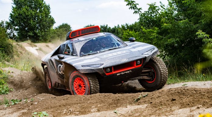 Dakar Rallisi’nde sahne alacak Audi RS Q e-tron’un testlerine başlanıyor