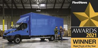 7 Tonluk IVECO Daily, Fleet News Awards 2021’de Yılın Kamyonu Ödülünü Aldı