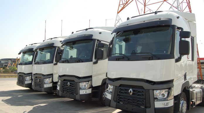 AYBİR LOJİSTİK’İN İLK RENAULT TRUCKS ÇEKİCİLERİ ARTIK FİLODA
