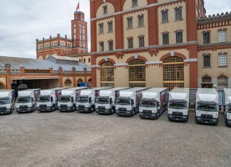 AVRUPA’DA BİR İLK: CARLSBERG GROUP, 20 ADET RENAULT TRUCKS ELEKTRİKLİ KAMYONUNU TESLİM ALDI