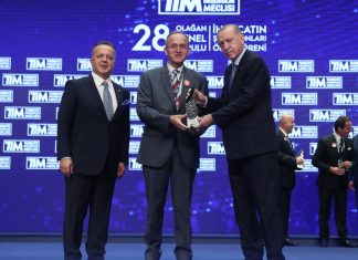 TOYOTA OTOMOTİV SANAYİ TÜRKİYE’YE İHRACAT ŞAMPİYONU ÖDÜLÜ