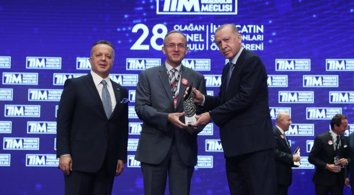 TOYOTA OTOMOTİV SANAYİ TÜRKİYE’YE İHRACAT ŞAMPİYONU ÖDÜLÜ